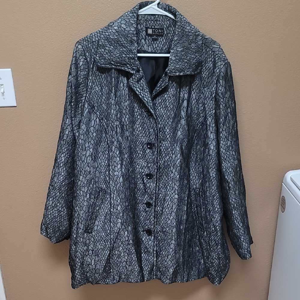 Toni Women's Trench Coat in Black and Gray 🖤🩶